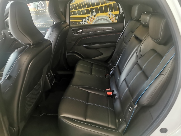 RENAULT ARKANA ESPRIT ALPINE 1.3 MHEV CVT 158CV foto 7