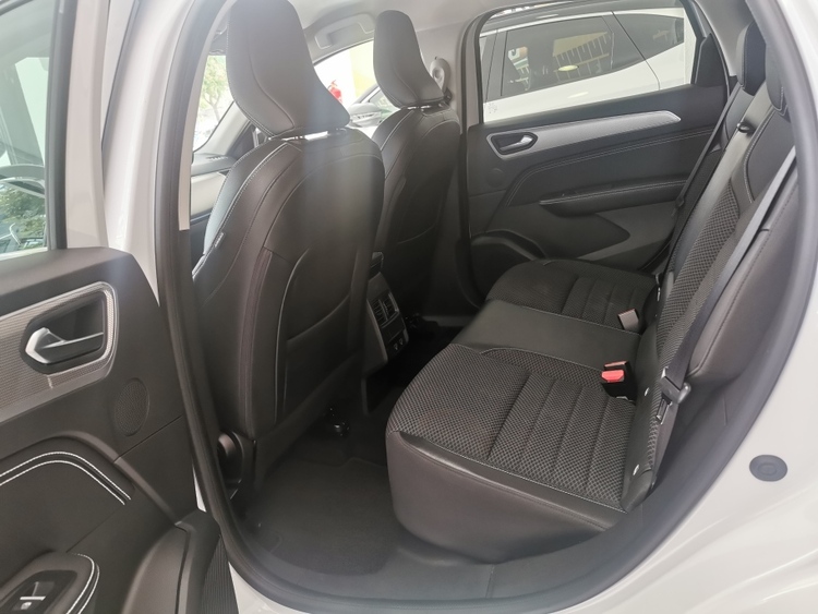 RENAULT ARKANA Tecno Mild-Hybrid 2WD foto 6