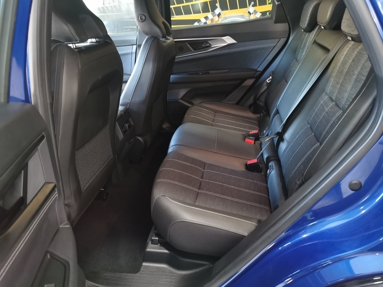 RENAULT AUSTRAL TECHNO HYBRID 200CV foto 6