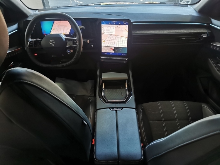 RENAULT AUSTRAL TECHNO HYBRID 200CV foto 4