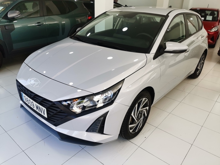HYUNDAI i20 KLASS 1.2 MPI 85CV foto 2