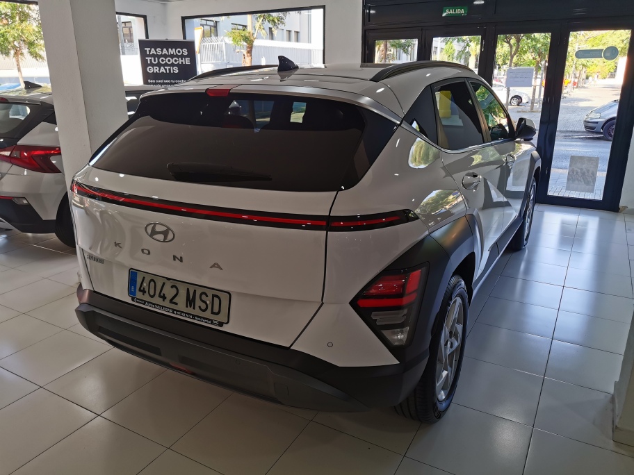 HYUNDAI KONA TECNO 1.0 TGDI 120CV miniatura 3