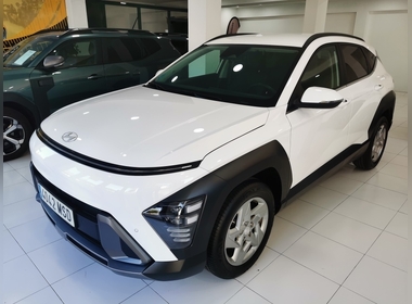 HYUNDAI - KONA