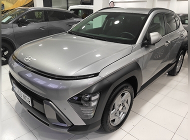 HYUNDAI - KONA